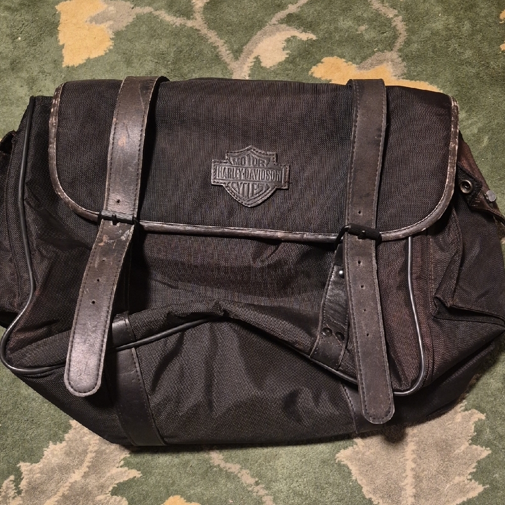 Harley-Davidson Black Canvas Messenger Bag with Leather Straps